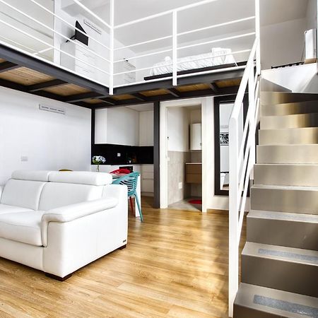 Joivy Charismatic 1-Bed Flat With Parking Apartment มิลาน ภายนอก รูปภาพ